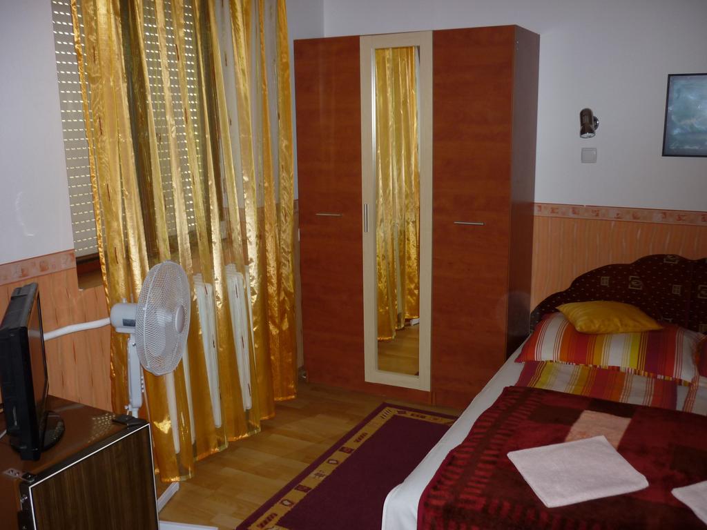 Buekk Vendeghaz Hotel Noszvaj Bagian luar foto